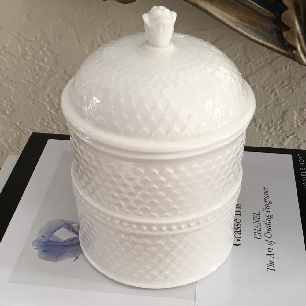 White Ceramic Kitchen Canister - Picture 2 of 4